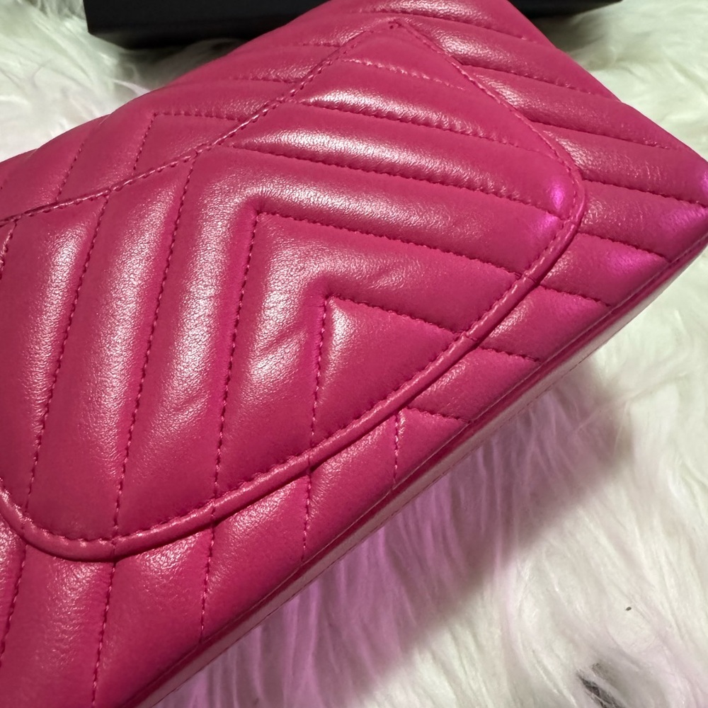 Classic Flap Mini Rectangular in Chevron - Picture 9 of 16